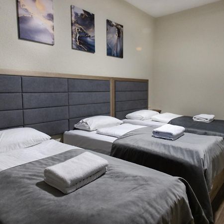 Nesvit Hotel Киев Экстерьер фото
