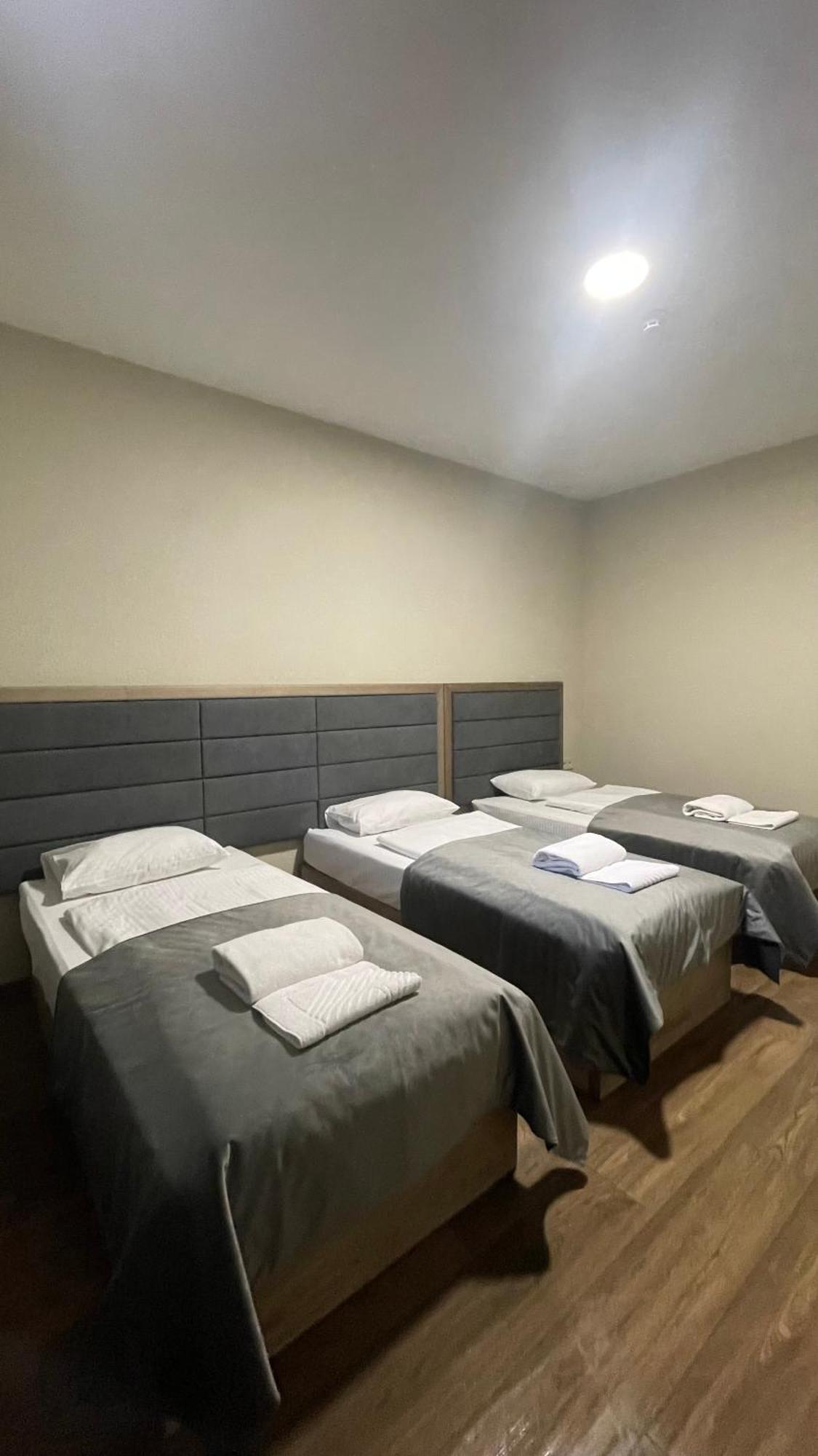 Nesvit Hotel Киев Экстерьер фото