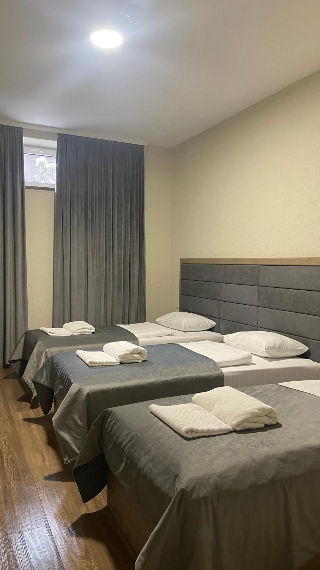 Nesvit Hotel Киев Экстерьер фото