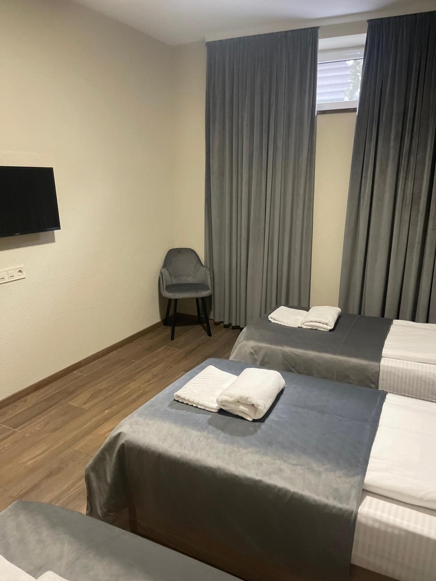 Nesvit Hotel Киев Экстерьер фото